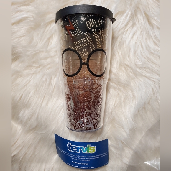 Tervis Tumbler featuring Harry Potter Glasses with Lid - Picture 6 of 7